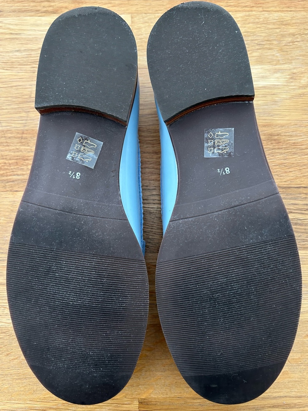 Browns “Finch” Penny Loafer in Patent Leather. 
Made in Brazil. - Picture 10 of 11